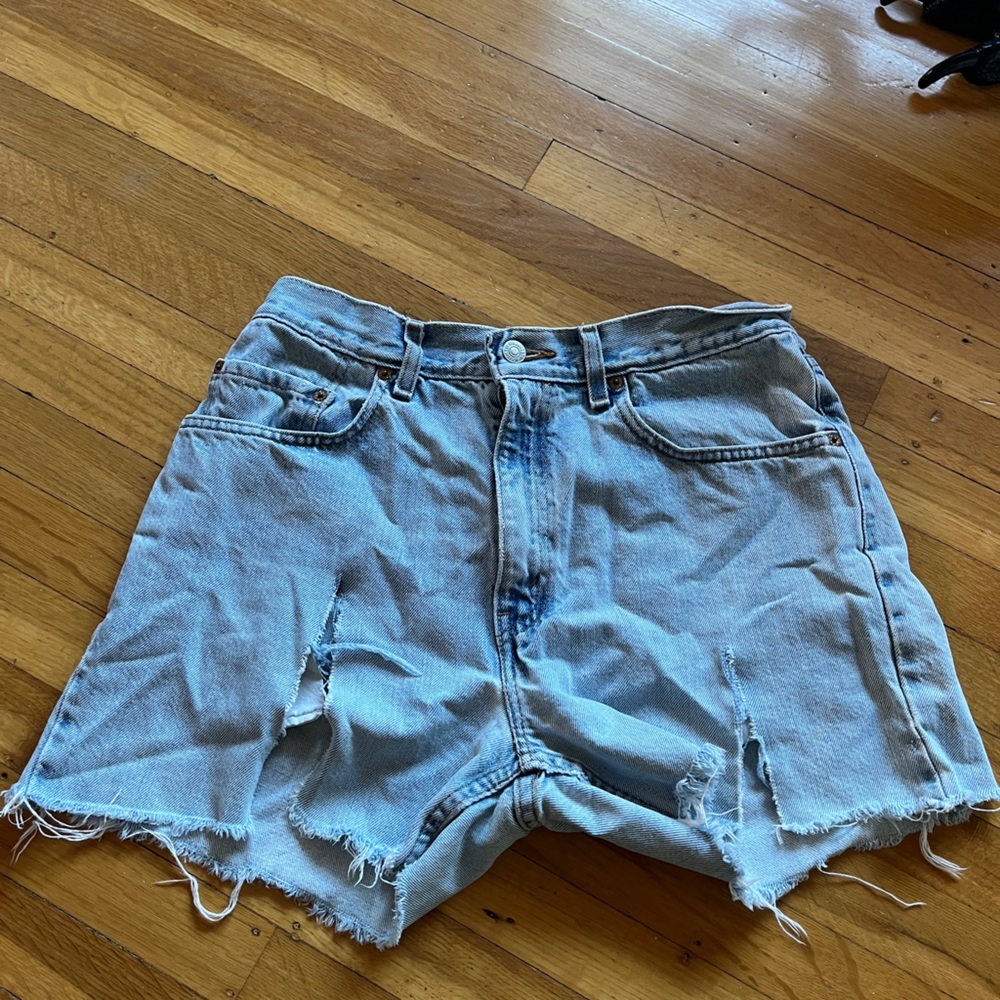 Ripped thrashed Levi’s 505 light denim vintage shorts sexy baggy unisex 34 33
